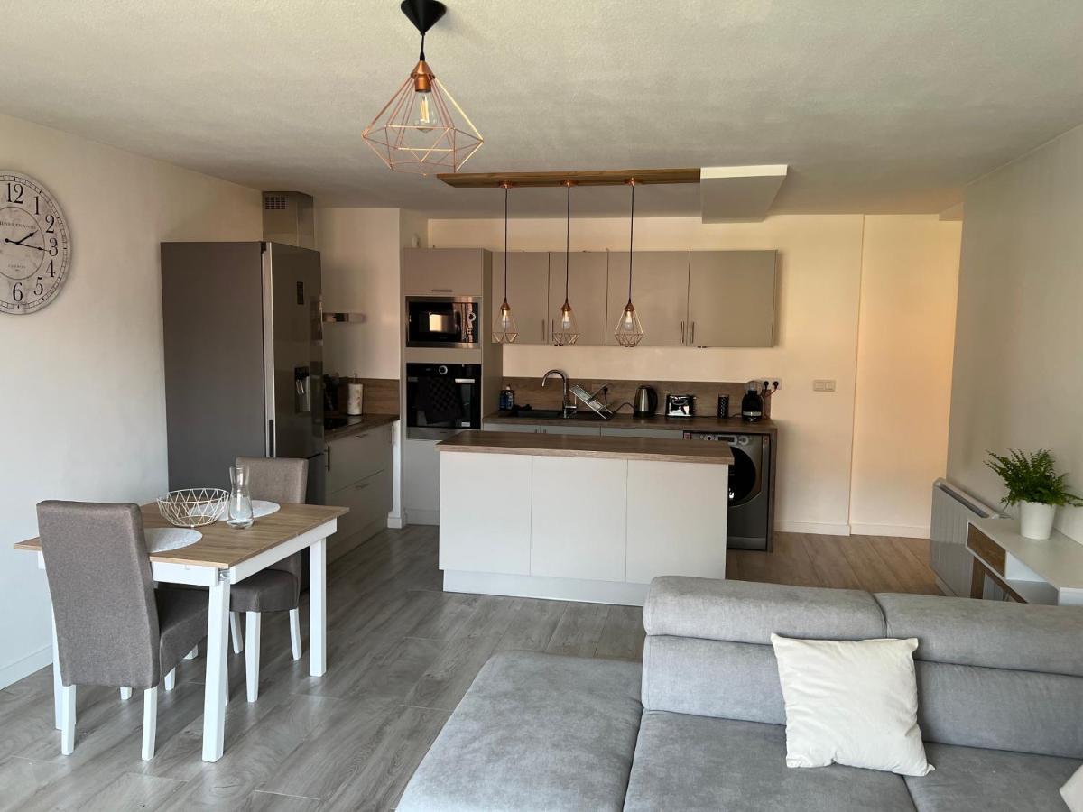 Appartement Entre Lacs, Montagnes Et Stations De Ski Bonneville Kültér fotó